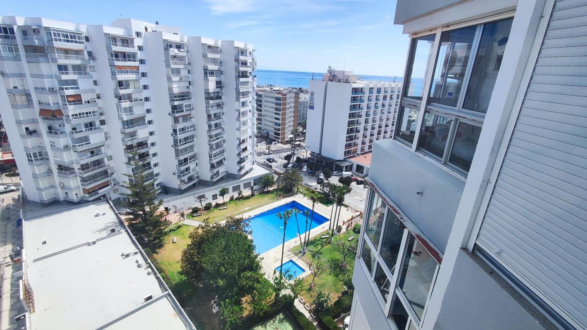 Wonderful Studio Apartment On The Beachfront Benalmádena Exterior foto